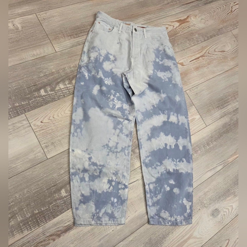Pilcro High Rise Straight Tie-Dye Jeans- Light Wash- Super Nice On!! - Picture 5 of 13